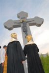 ПАТРИЈАРХ ИРИНЕЈ ОСВЕШАО ЂУРЂЕВДАНСКИ КРСТ У КРАГУЈЕВЦУ 