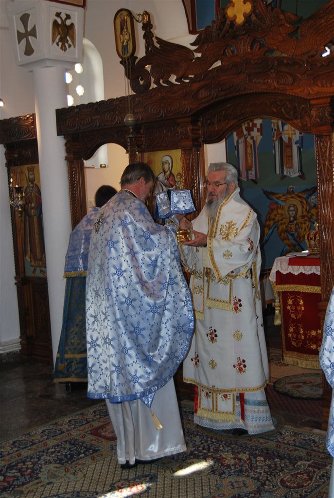 ЛИТУРГИЈА У ХРАМУ СВЕТОГ ЛАЗАРА КОСОВСКОГ У БЕЛОШЕВЦУ