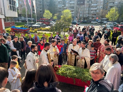 ЛАЗАРЕВА СУБОТА, ВРБИЦА, У ХРАМУ СВЕТОГА САВЕ НА АЕРОДРОМУ