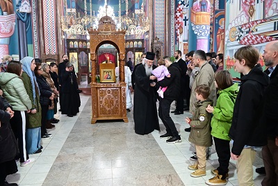 МИТРОПОЛИТ ШУМАДИЈСКИ ГОСПОДИН ЈОВАН: “ХРИСТОС ЖЕНИХ НАШИХ ДУША СТАЛНО ДОЛАЗИ НАМА”