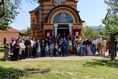 ПРАЗНИК ВАСКРСЕЊА ХРИСТОВОГ У БЕЛУШИЋУ