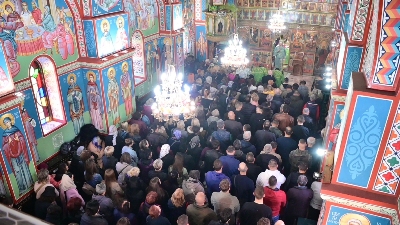 ЦВЕТИ У СТАРОЈ ЦРКВИ У КРАГУЈЕВЦУ