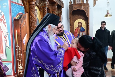 СВЕТА АРХИЈЕРЕЈСКА ЛИТУРГИЈА ПРЕЂЕОСВЕЋЕНИХ ДАРОВА У ВИНОГРАДИМА