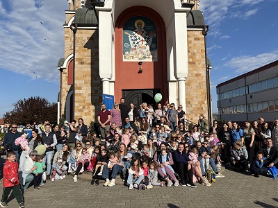 У СУСРЕТ ВАСКРСУ ХРАМ СВЕТОГ САВЕ У САРАДЊИ СА ПРЕДШКОЛСКОМ УСТАНОВОМ ,,АКВИЦА“ ОДРЖАЛА ПРВУ ЗАЈЕДНИЧКУ РАДИОНИЦУ