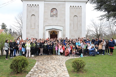 ПРОСЛАВА ВАСКРСЕЊА ХРИСТОВОГ У ПОПОВИЋУ