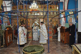 АРХИЈЕРЕЈСКА ЛИТУРГИЈА У СТАРОЈ ЦРКВИ У КРАГУЈЕВЦУ