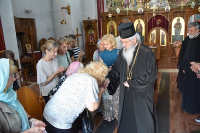 СВЕТА АРХИЈЕРЕЈСКА ЛИТУРГИЈА У ХРАМУ СВЕТЕ ПЕТКЕ 