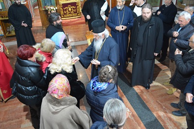 СВЕТА АРХИЈЕРЕЈСКА ЛИТУРГИЈА У ВИНОГРАДИМА