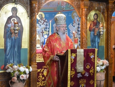 СВЕТА АРХИЈЕРЕЈСКА ЛИТУРГИЈА У ВИНОГРАДИМА