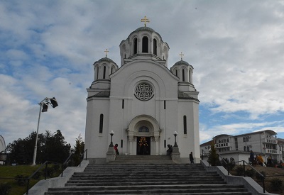 СВЕТА АРХИЈЕРЕЈСКА ЛИТУРГИЈА У ХРАМУ СВЕТОГ ВЕЛИКОМУЧЕНИКА ДИМИТРИЈА У ЛАЗАРЕВЦУ