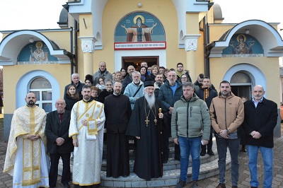 ЕВХАРИСТИЈСКО САБРАЊЕ У ЦРКВИ СВЕТОГ ЈОАНИКИЈА ДЕВИЧКОГ У БРЕСНИЦИ