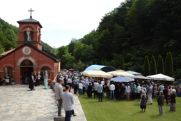 ПЕТРОВДАН ПРОСЛАВЉЕН У РАЛЕТИНЦУ