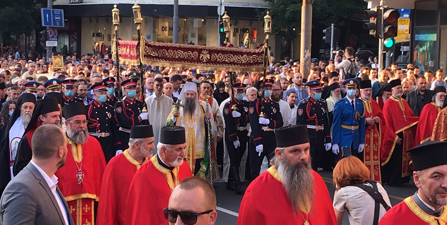 Више десетина хиљада Београђана у Спасовданској литији