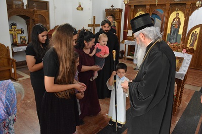СВЕТА АРХИЈЕРЕЈСКА ЛИТУРГИЈА У ВИНОГРАДИМА