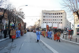 НЕДЕЉА ПРАВОСЛАВЉА У КРАГУЈЕВЦУ – СВЕЧАНА ЛИТИЈА