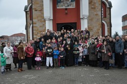 СВЕТA АРХИЈЕРЕЈСКA ЛИТУРГИЈA У ЦРКВИ СВЕТОГА САВЕ НА АЕРОДРОМУ