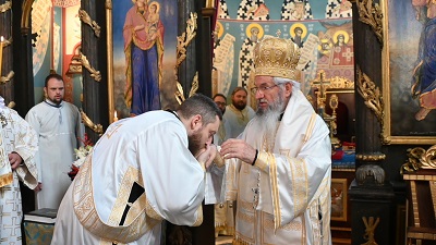 АРХИЈЕРЕЈСКА ЛИТУРГИЈА У БАРОШЕВЦУ НАДОМАК ЛАЗАРЕВЦА